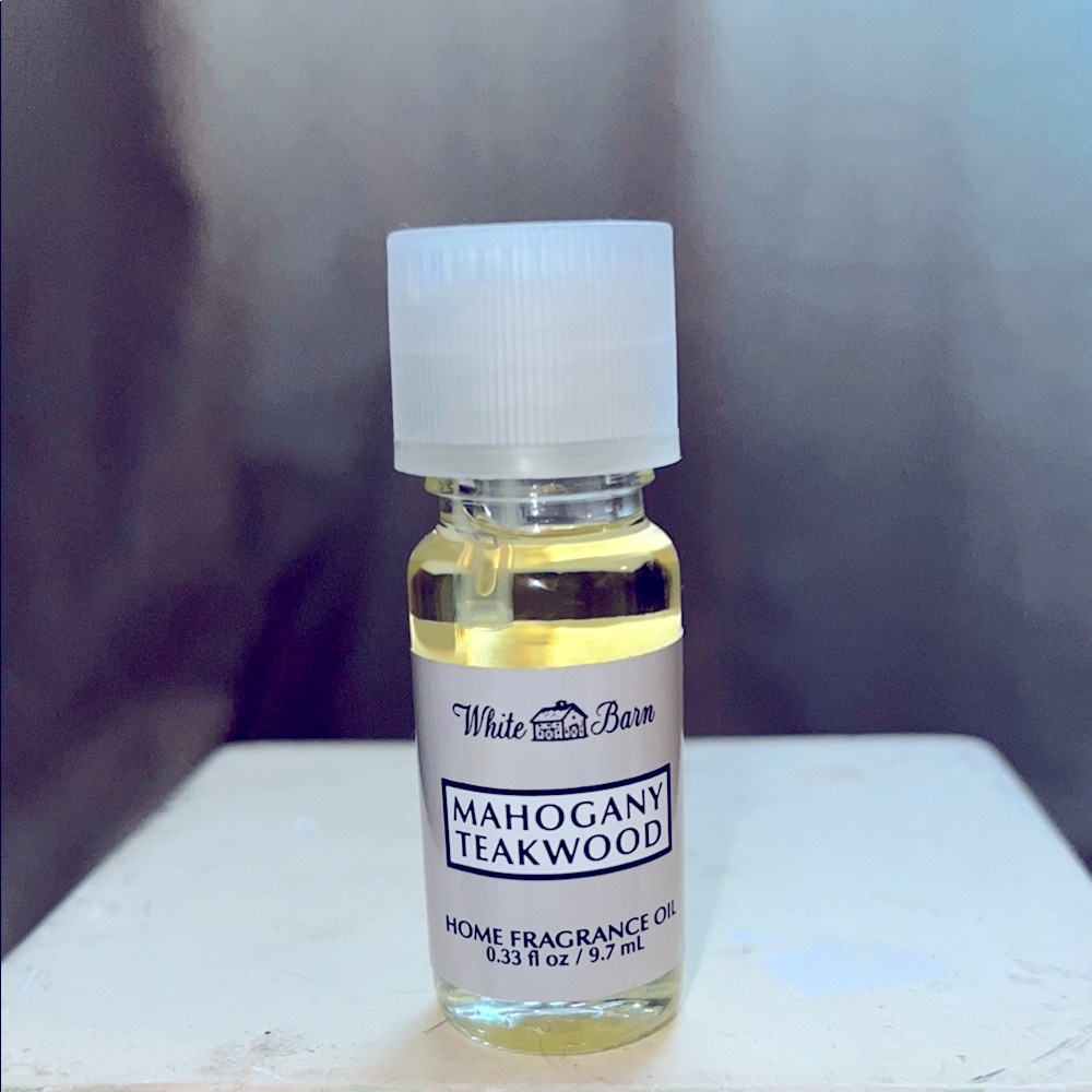 White Barn Mahogany Teakwood Fragrance Oil